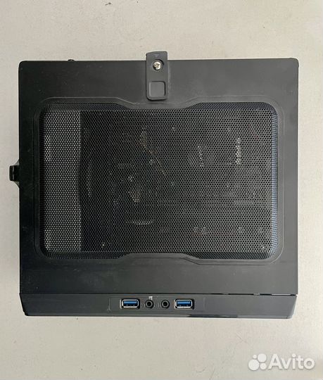 Системный блок (неттоп)