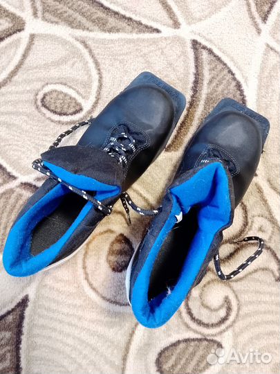 Лыжные ботинки 38р