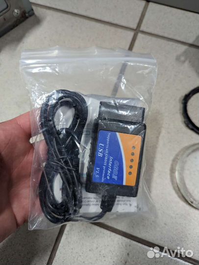 Elm OBD2 сканер