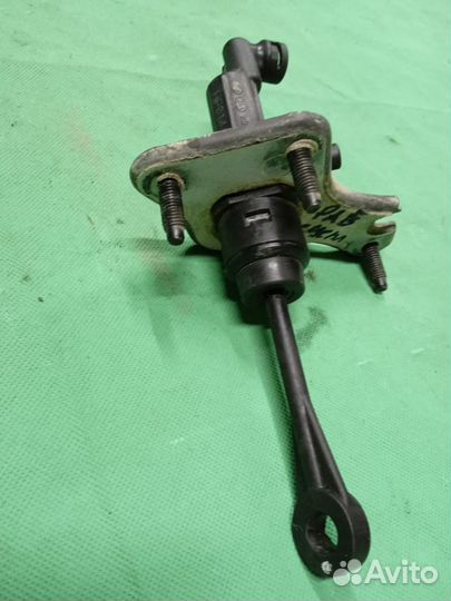 Hyundai Solaris I Цилиндр сцепления главный