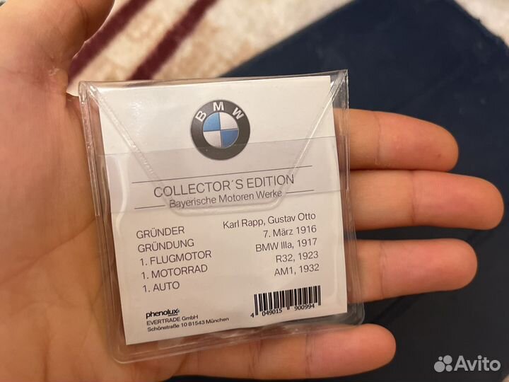 Сувенирный значок BMW