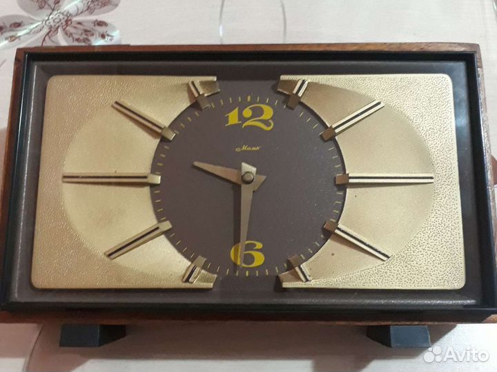 Часы женские Луч Маяк Янтарь СССР