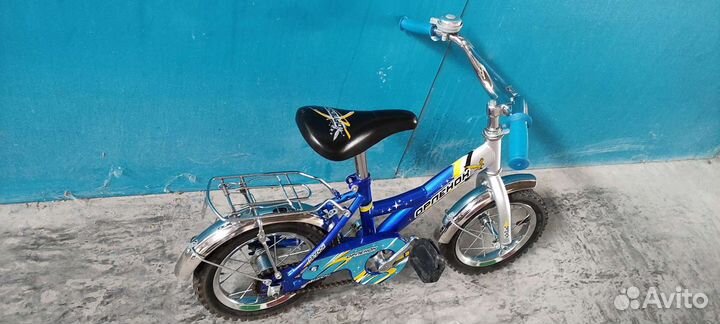 Детский велосипед 12