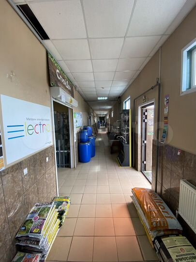 Продаётся Стройбаза - 2000 м², торговля и склады