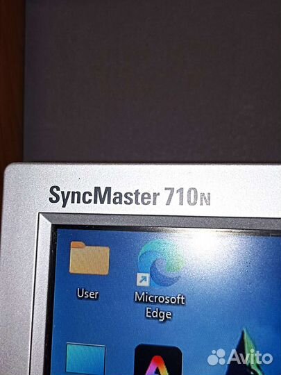 Монитор Samsung syncmaster 710n