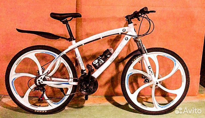 Велосипед на литых дисках