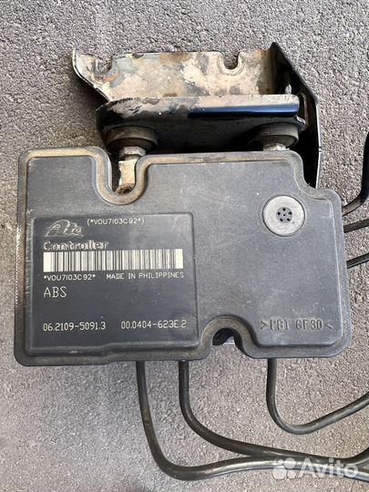 Блок ABS на volkswagen tiguan