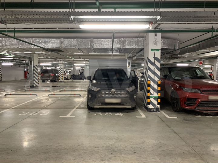 Машиноместо, 13 м²