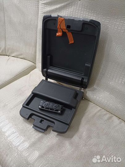 Подлокотник land cruiser 200