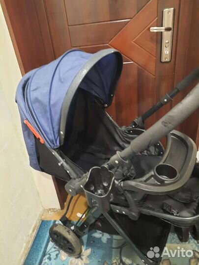 Коляска с перекидной ручкой