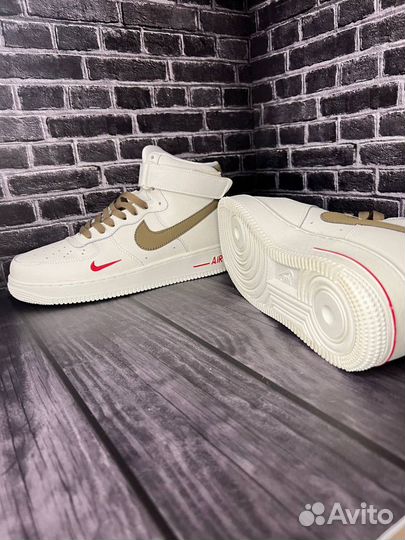 Кроссовки nike air force 1 luxe белые