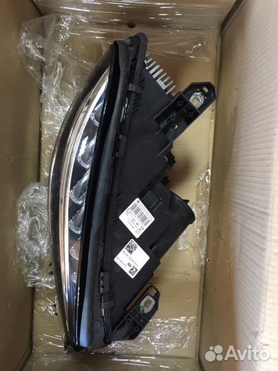 Фара правая Mercedes Мерседес BI-xenon GLA X156 13