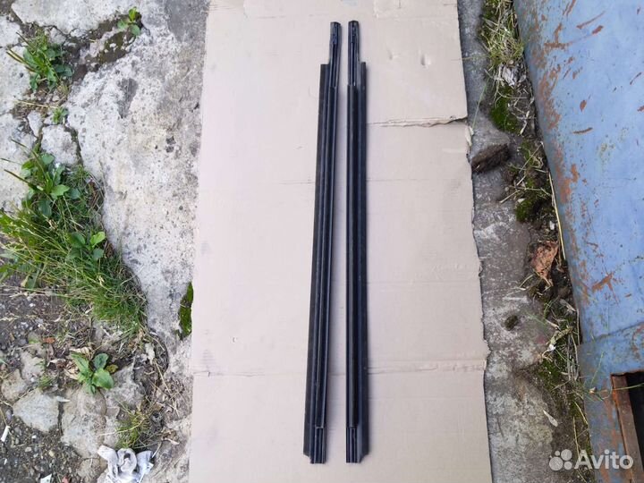 Молдинг двери Mitsubishi L200 V 2015-н.в