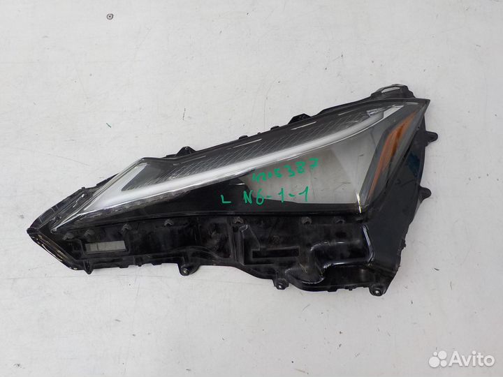 Фара левая Lexus UX200/UX250h/UX300e