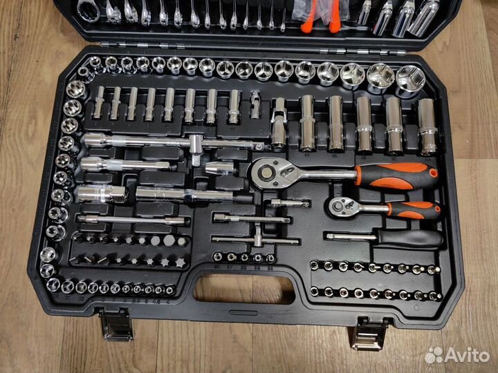 Набор инструментов 137 предметов