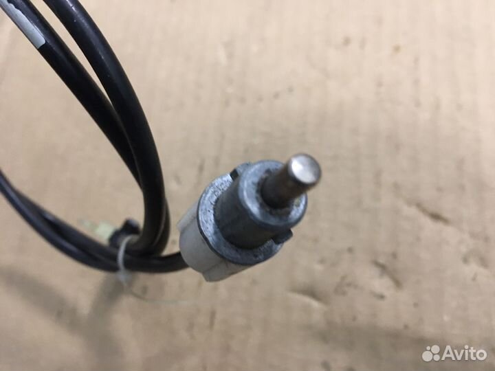 Трос блокировки АКПП Mercedes W210 (4553)