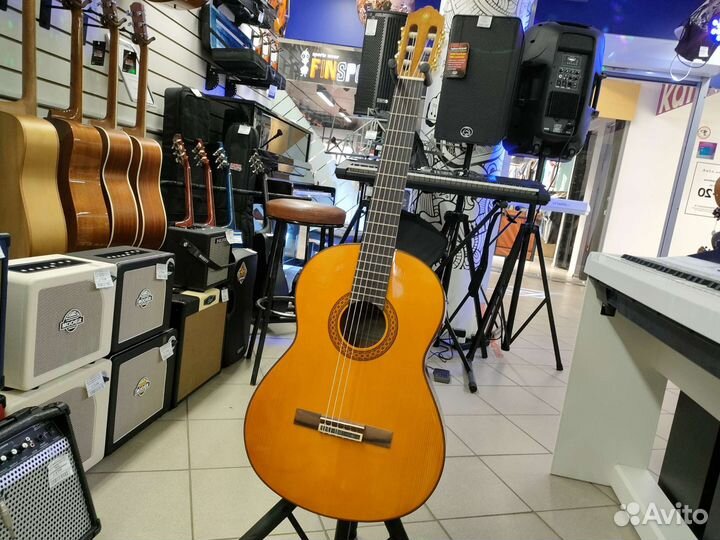 Классическая гитара Yamaha C80