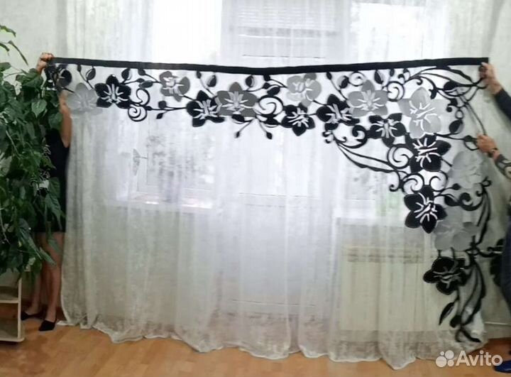 Ажурный ламбрекен