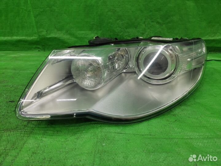 Фара левая рестайлинг адаптив VW Touareg 07-10