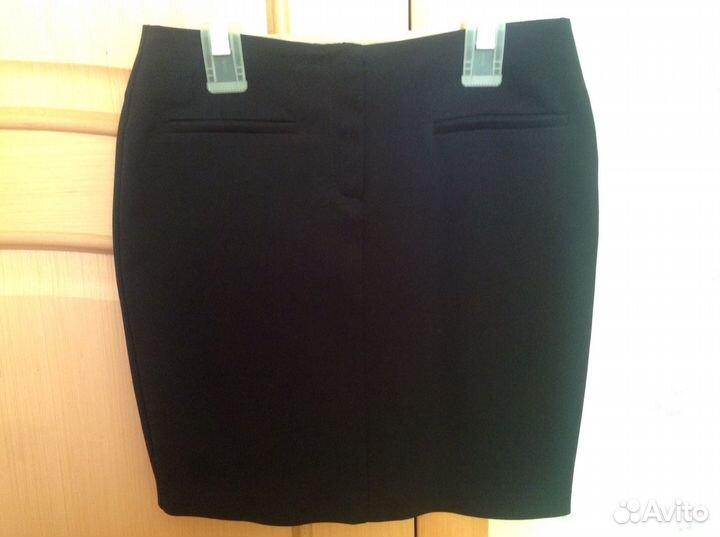 Школьная форма (жилет,юбка,блузка), р-р 42-44, нов