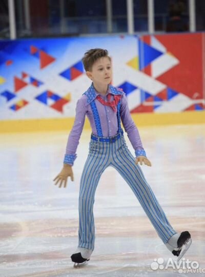 Костюм для выступления фигурное катание