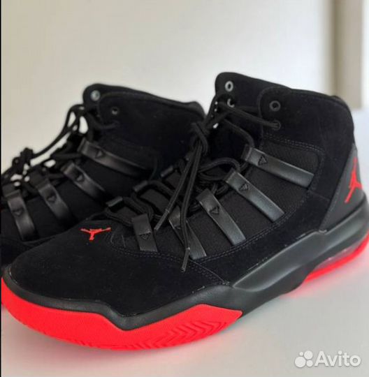 Кроссовки jordan Max Aura