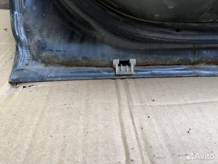 Задняя правая дверь Mazda 3 BK