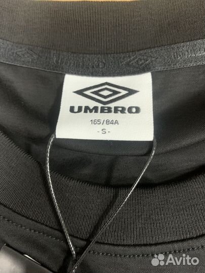 Спортивная футболка umbro