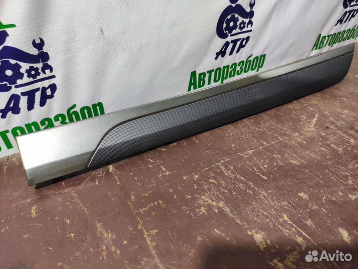 Накладка панели Mitsubishi Pajero 4