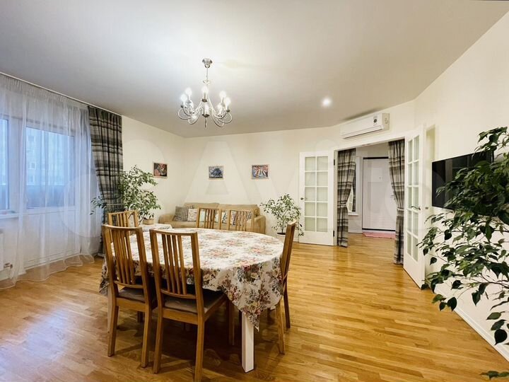 3-к. квартира, 93,9 м², 2/9 эт.