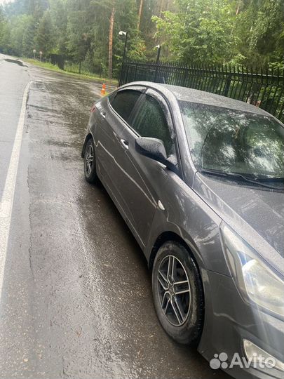 Hyundai Solaris 1.4 AT, 2016, 350 000 км