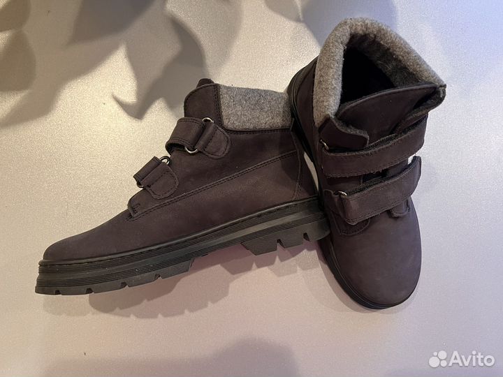 Ботинки Cherie новые 31