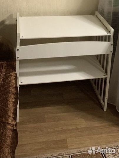 Пеленальный столик