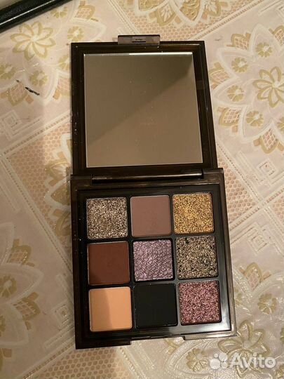 Huda beauty тени