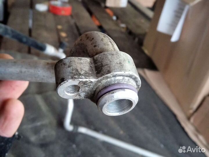 Трубка кондиционера Mitsubishi Colt