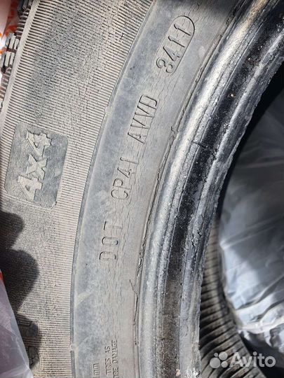 Centennial Tires Dirt Commander MT 225/60 R17