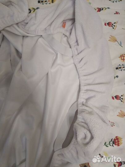 Защитный чехол на детский матрас