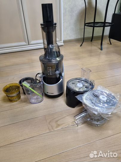 Соковыжималка шнековая kitfort KT-1105