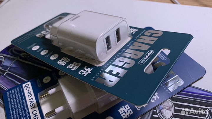 Сетевое зарядное устройство блок питания remax