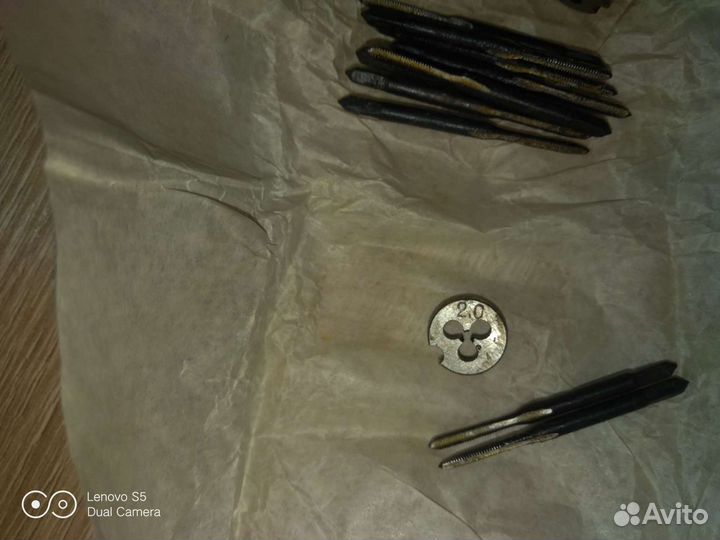 Метчик и плашка М 2,0 х 0,4 комплект