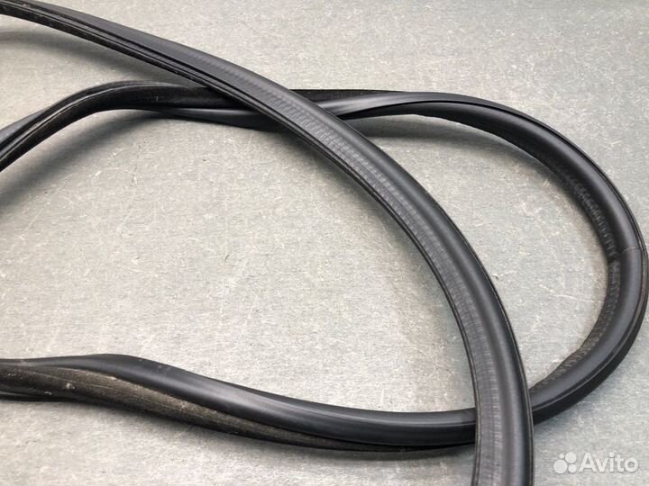 Уплотнитель багажника Bmw 3-Series E46 M43B19 1998