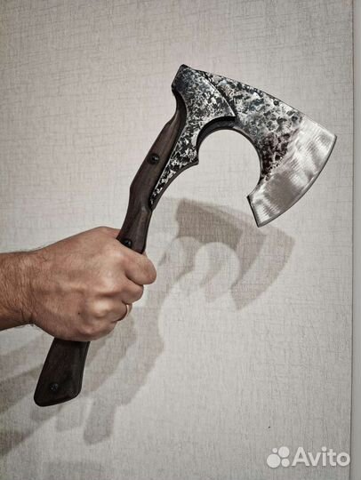 Топор кованый