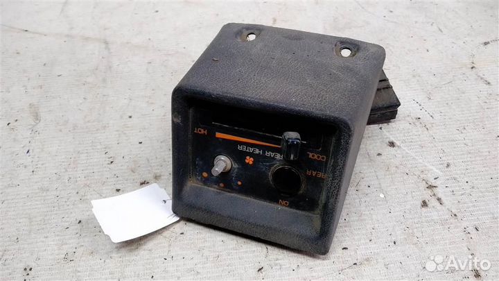 Блок управления печкой Mitsubishi Pajero 2 91-97г