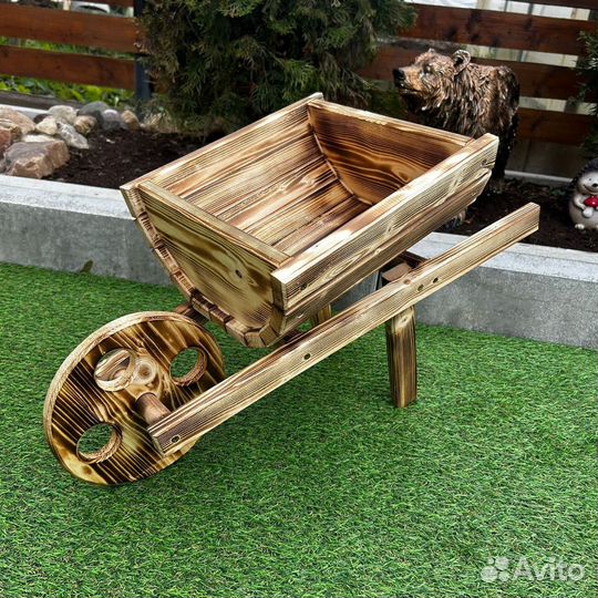 Тележка для сада кашпо