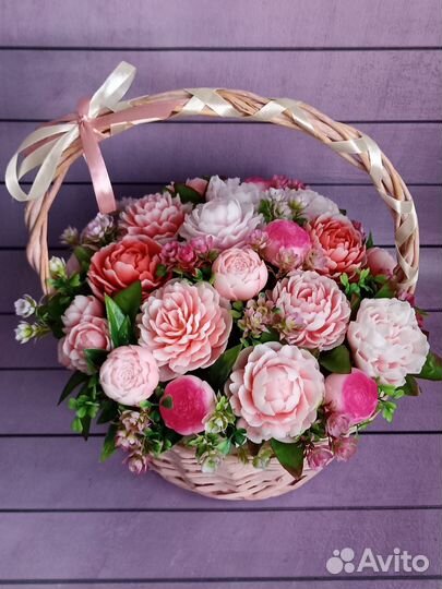 Корзина пионов из мыла новая