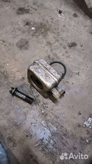 Теплообменник масляного фильтра 078117021A