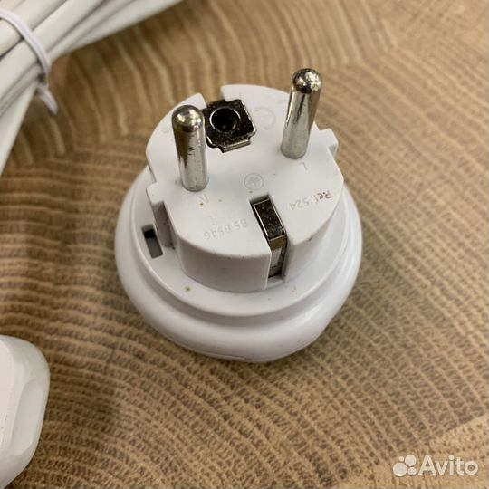 Оригинальный кабель питания Apple