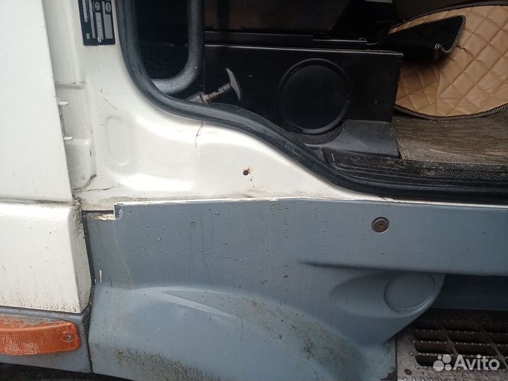 DAF XF 105.460 с полуприцепом, 2011