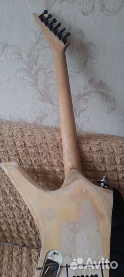 Электро гитара