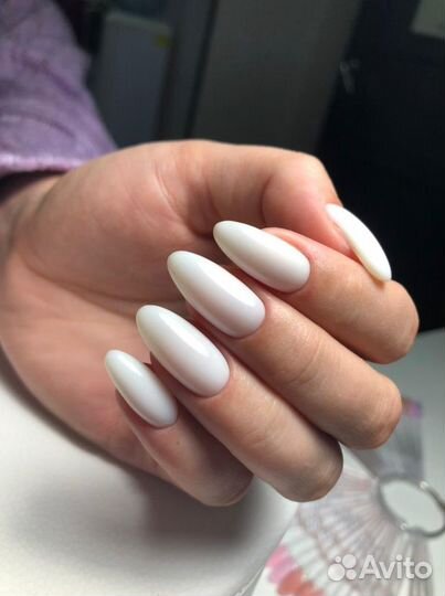 Маникюр, педикюр, наращивание ногтей